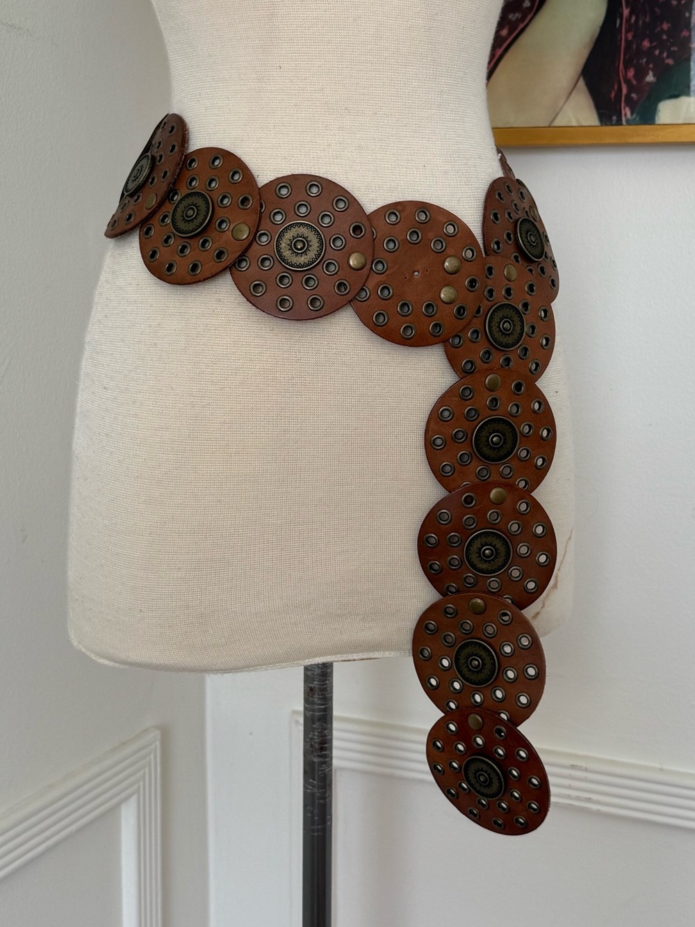 Women’s Brown Disc Link Waist Belt